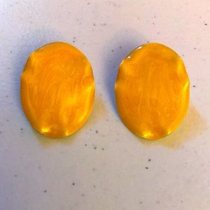 Oval mustard earrings!